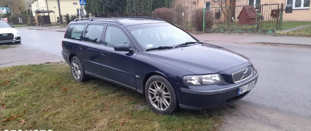 Volvo V70 cena 8900 przebieg: 411850, rok produkcji 2003 z Łazy małe 11